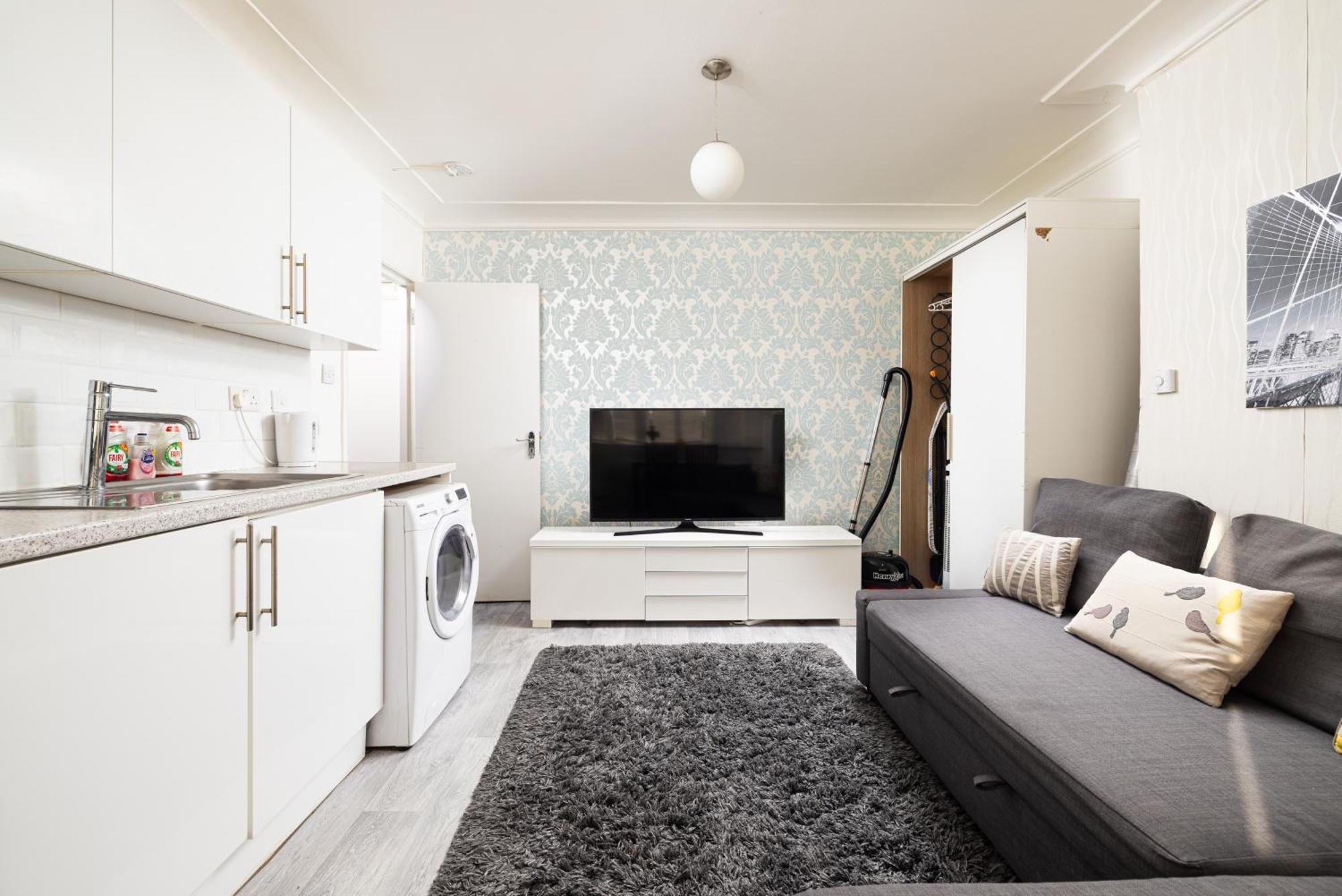 One Bedroom Apartment Opposite Brent Cross Station Londres Extérieur photo