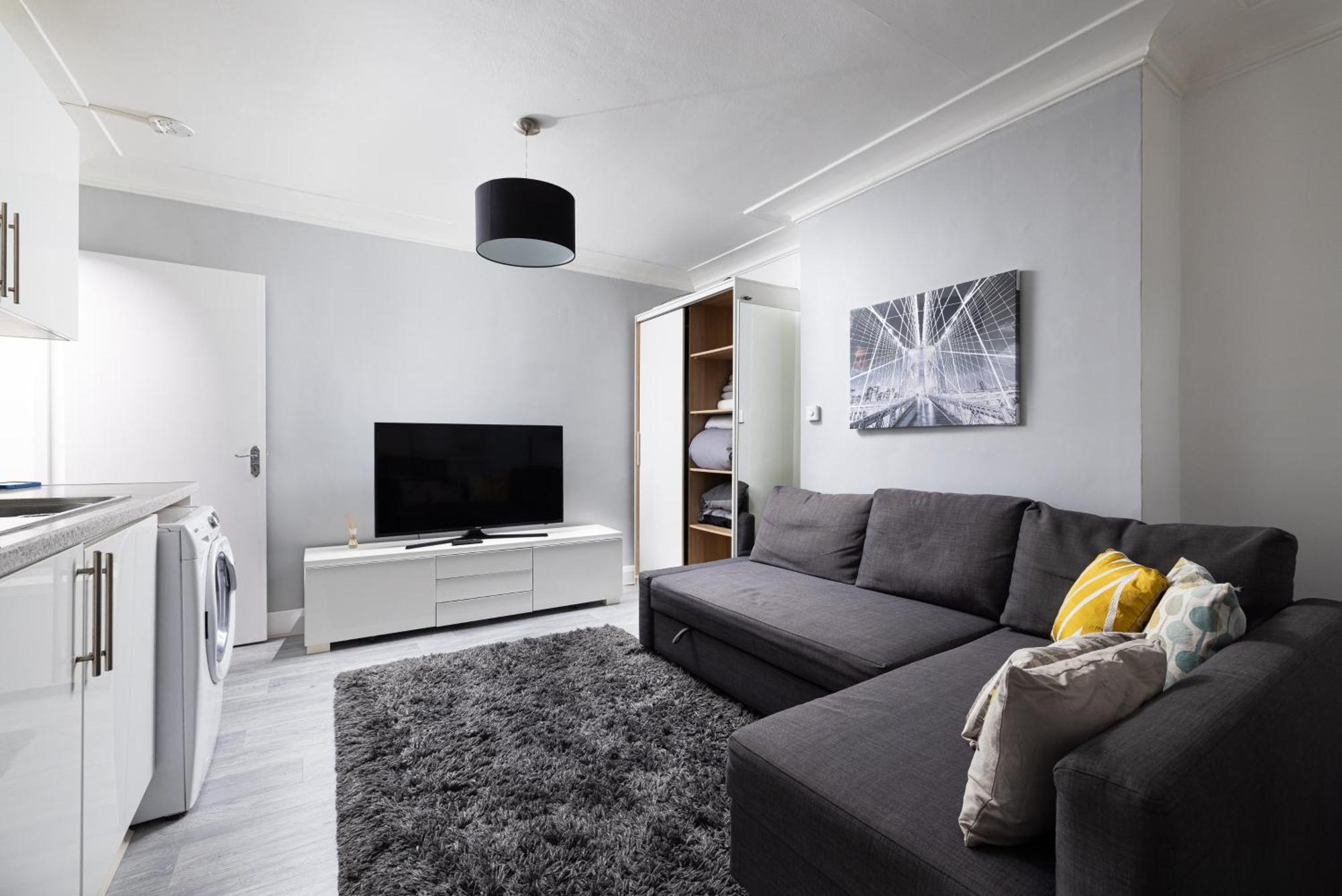 One Bedroom Apartment Opposite Brent Cross Station Londres Extérieur photo
